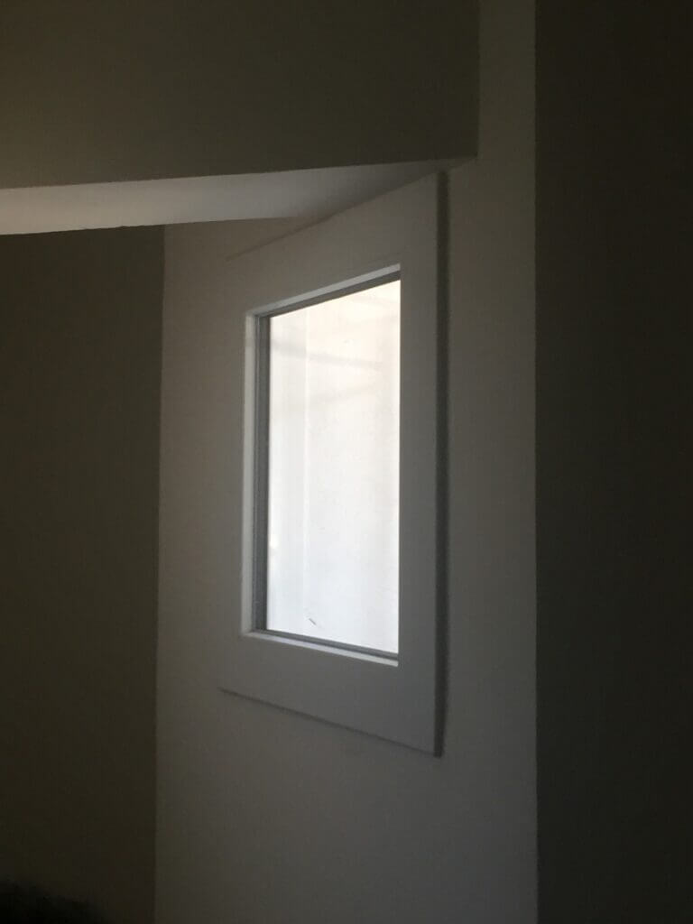 Petites fenêtres PVC