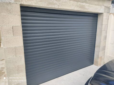 Porte de garage enroulable motorisé en alu